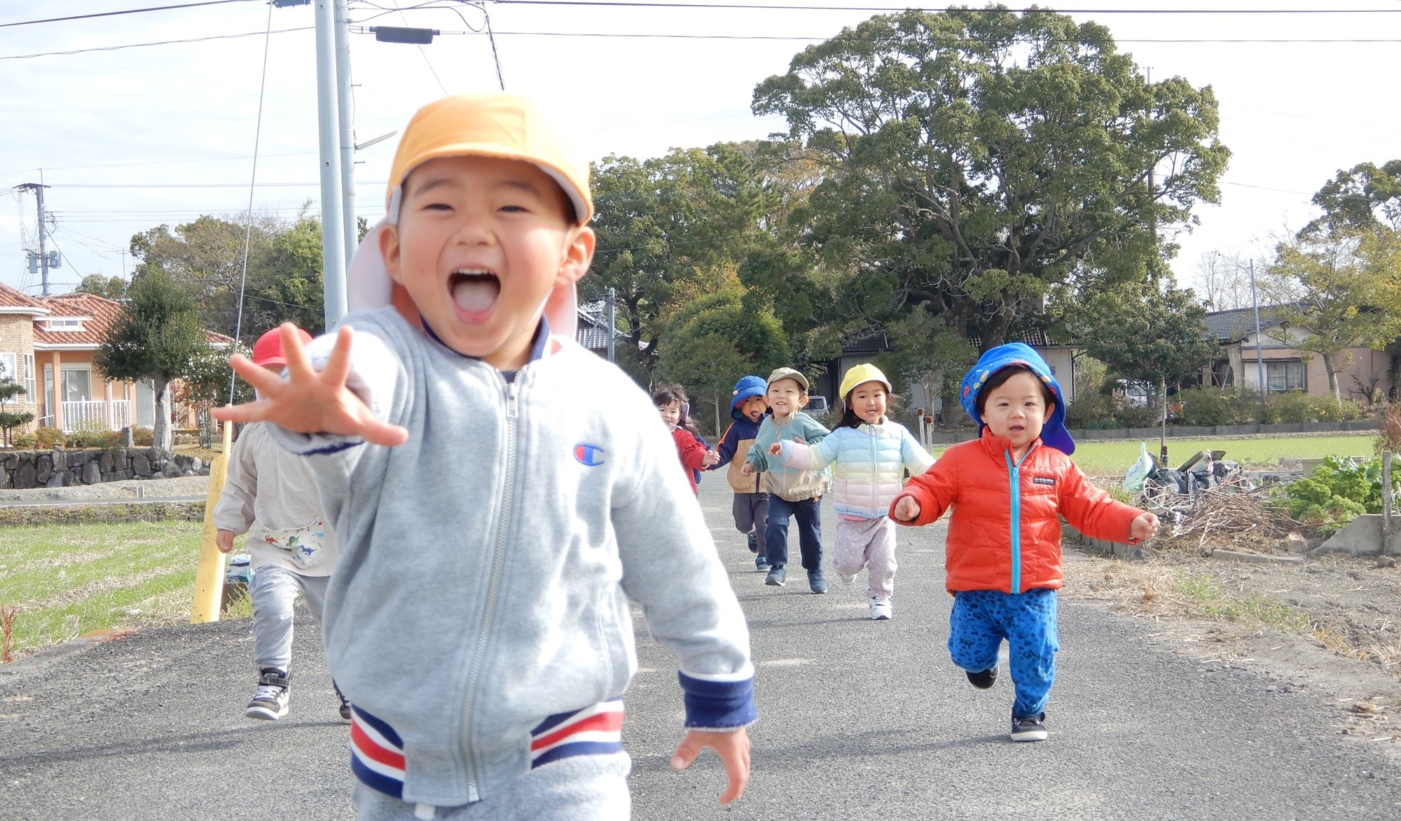 メイン